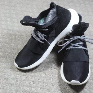 Adidas Size 10 Tubular Black Sneakers